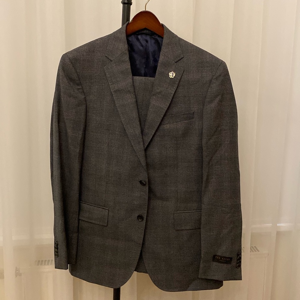 Ted Baker London Suit (Jacket + Pants) NWT Size 42R 35